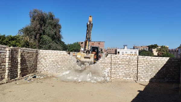 إزالة التعديات بأسيوط 