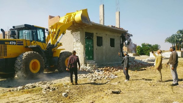 إزالة التعديات بأسيوط 