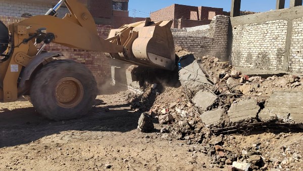 إزالة التعديات بأسيوط 