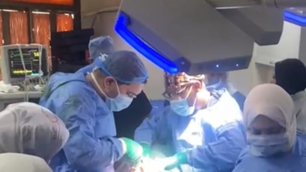 إنقاذ حياة مريضة بمستشفى أسيوط الجامعي 