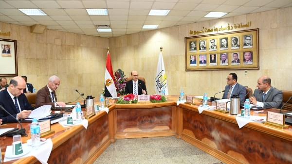 جامعة أسيوط: قيد خريجي التعليم المفتوح بالدبلوم العام لكلية التربية جامعة أسيوط: قيد خريجي التعليم المفتوح بالدبلوم العام لكلية التربية