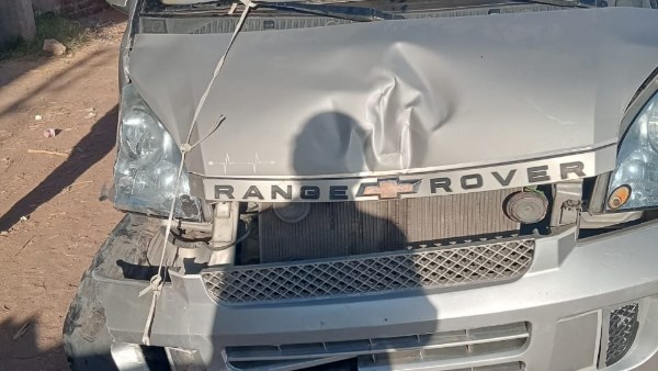 إصابة 6 أشخاص في تصادم سيارتين بأسيوط