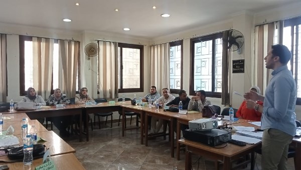ورشة عمل لإعداد الدليل التدريبي لحماية الأطفال لرفع قدرات العاملين باللجان العامة بأسيوط 