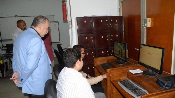 محافظ أسيوط 