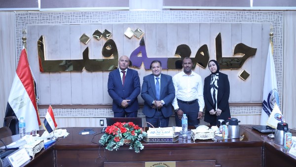 مجلس جامعة قنا يقرر إنشاء منظومة وقفية مستدامة لدعم الطلاب الأولى بالرعاية مجلس جامعة قنا يقرر إنشاء منظومة وقفية مستدامة لدعم الطلاب الأولى بالرعاية