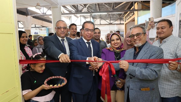 معرض كلية التربية النوعية بقنا