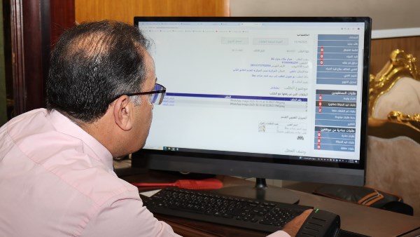 رئيس جامعة قنا يتابع التجهيزات النهائية لإطلاق تطبيق «صيانة» رئيس جامعة قنا يتابع التجهيزات النهائية لإطلاق تطبيق «صيانة»