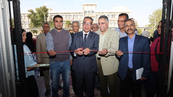 المعرض الفني بكلية التربية 