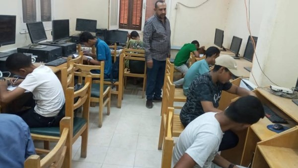 50 شابًا يبدعون في مسابقة التكنولوجيا بالأقصر برعاية وزير الشباب ومحافظ الإقليم 50 شابًا يبدعون في مسابقة التكنولوجيا بالأقصر برعاية وزير الشباب ومحافظ الإقليم