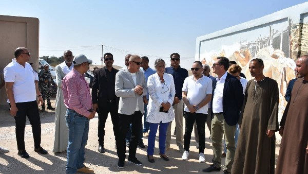 سفير فرنسا ومدير اثار الاقصر يتابعان اعمال البعثات الفرنسية