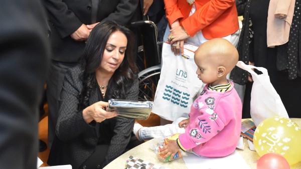 مايا مرسي من  شفاء الأورمان “هتكسبي المعركة يا فرح.. وربنا يشفيكي بإذن الله”.. ورسالة إنسانية لأبطال السرطان في الصعيد