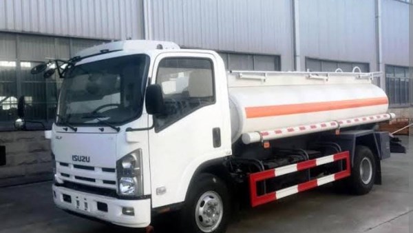 ضبط صاحب محطة استولى على ملايين اللترات من الوقود وحاول تهريب شحنات جديدة بغرب الأقصر