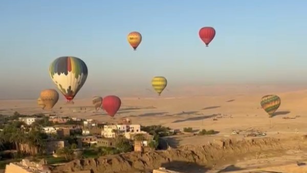 ٧٢ رحلة بالون تزين سما الاقصر وتحمل ٢١٥٠ راكبا في انتعاشة غير مسبوقة بالموسم الجديد