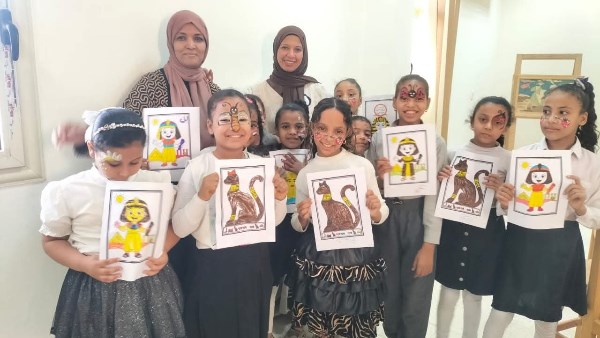 ثقافة حاجر العديسات بالأقصر تحتفى باليوم العالمى للطفل بعروض فنية مبهجة