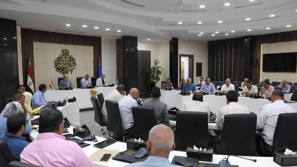 إصدار تراخيص أبراج المحمول في أسوان بالقانون