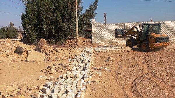 إزالة التعديات بأسوان