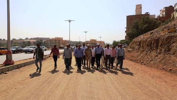 جولة محافظ أسوان