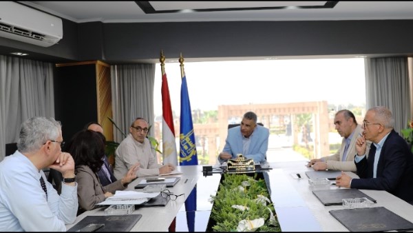 جانب من الاجتماع 