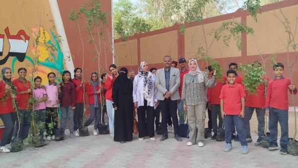 زراعة 100 مليون شجرة