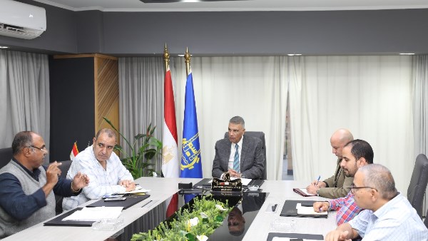 محافظ أسوان: 200 مليون جنيه لاستكمال مشروع الإحلال والتجديد بقرى نصر النوبة محافظ أسوان: 200 مليون جنيه لاستكمال مشروع الإحلال والتجديد بقرى نصر النوبة