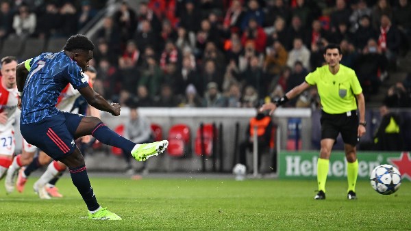 مباراة آرسنال وسلافيا براج