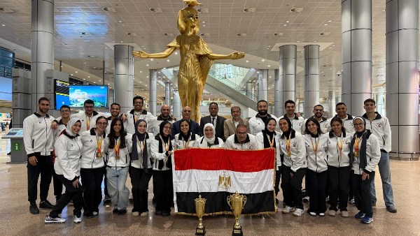 أبطال منتخب مصر لكرة السرعة