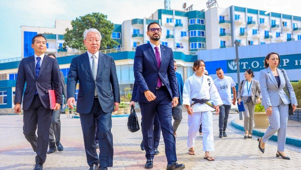 رئيس الاتحاد المصري للجودو يستقبل رئيس الجايكا اليابانية لبحث تطوير اللعبة في مصر