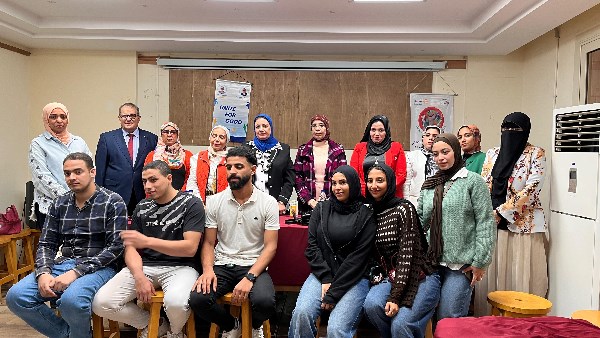 خلال فاعليات الندوة