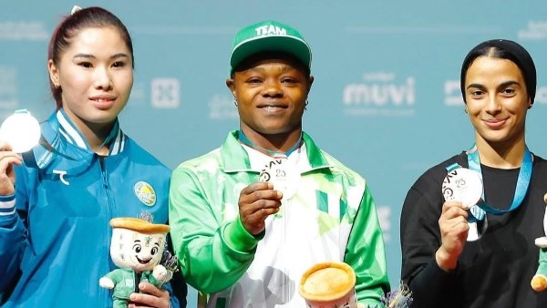 جامعة القناة تفوز 