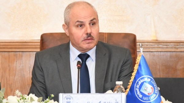 رئيس جامعة قناة السويس 