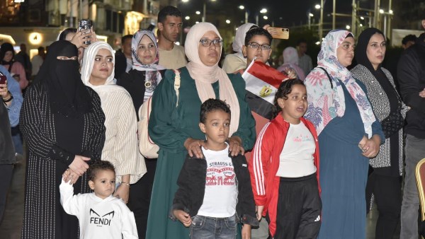 وسط أجواء وطنية احتفالية تعكس فخر المصريين بحضارتهم العريقة…أبناء بورسعيد يتابعون فعاليات افتتاح المتحف المصري الكبير