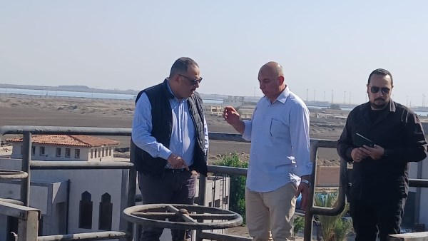 رئيس مياه القناة يفاجئ محطة معالجة صرف صحي بور فؤاد بمحافظة بورسعيد