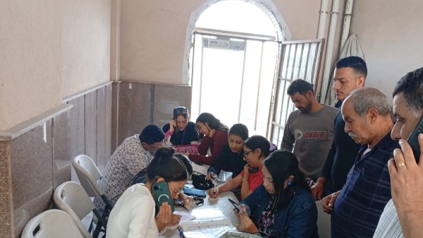 لجان متخصصة بكنائس بورسعيد لمساعدة المواطنين لمعرفة مقراتهم الانتخابية لجان متخصصة بكنائس بورسعيد لمساعدة المواطنين لمعرفة مقراتهم الانتخابية