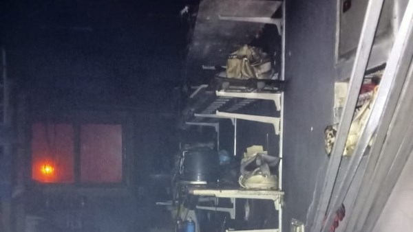 ماس كهربائي وراء حريق مول شهير بمدينة العبور دون خسائر بشرية