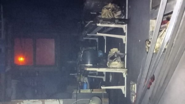 جانب من الحريق