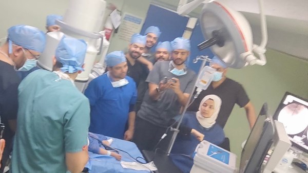 الطاقم الطبي 