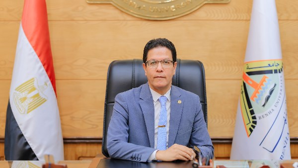 رئيس جامعة بنها 