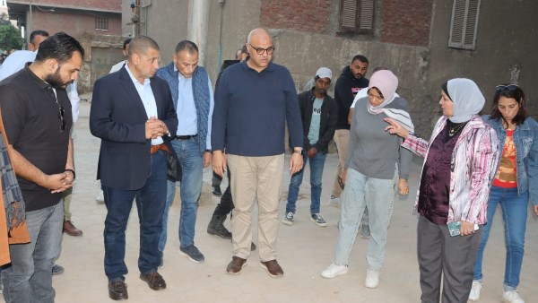 محافظ القليوبية يتفقد أعمال رصف وتطوير شوارع الخانكة