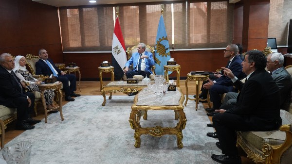 محافظ الغربية 