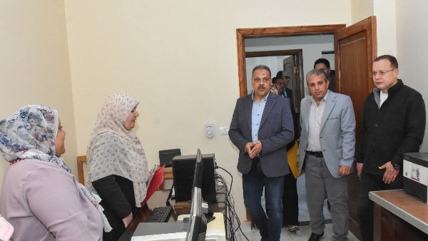 محافظ الشرقية