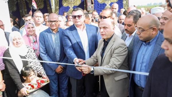 وزير الإسكان ومحافظ كفر الشيخ 