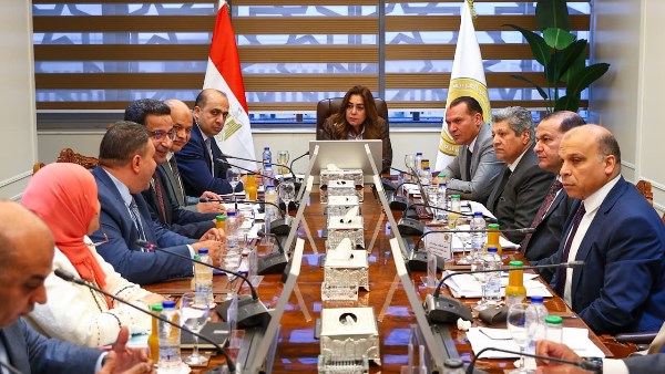 اجتماع وزيرة التنمية المحلية 