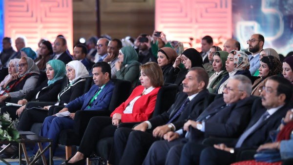 وزيرة التنمية المحلية 