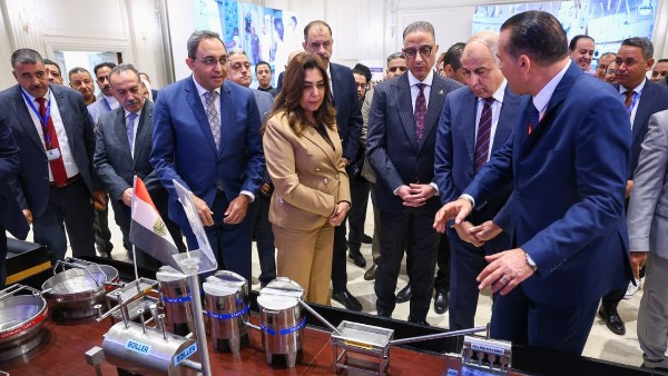 افتتاح معرض برنامج التنمية المحلية بصعيد مصر 