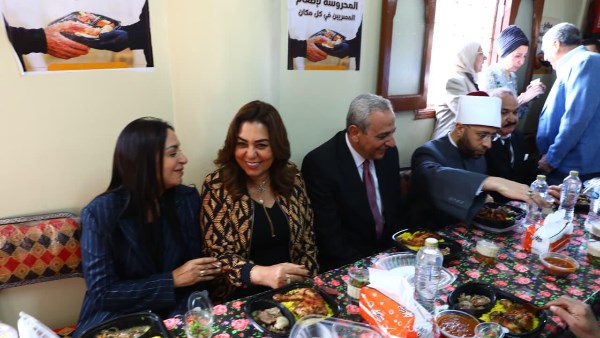 وزراء التضامن والتنمية المحلية والأوقاف بالغربية