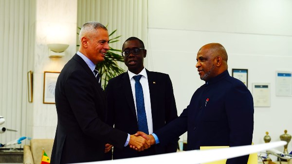 رئيس مصر للطيران