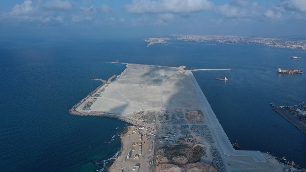 ميناء الدخيلة 