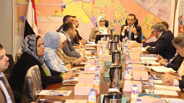 خلال الزيارة