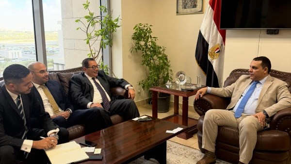 خلال اللقاء