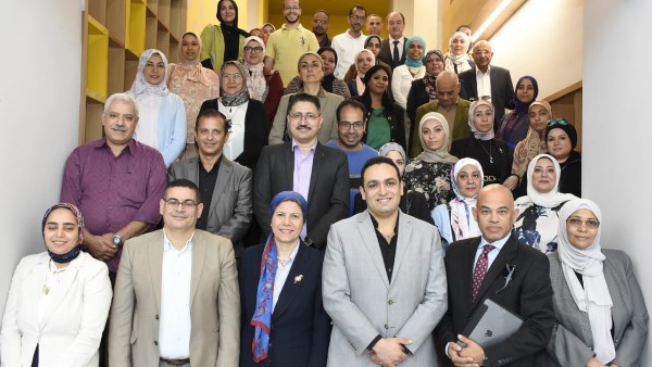 جامعة عين شمس تستضيف ورش عمل الناشر الدولي Elsevier بالتعاون مع بنك المعرفة المصري جامعة عين شمس تستضيف ورش عمل الناشر الدولي Elsevier بالتعاون مع بنك المعرفة المصري